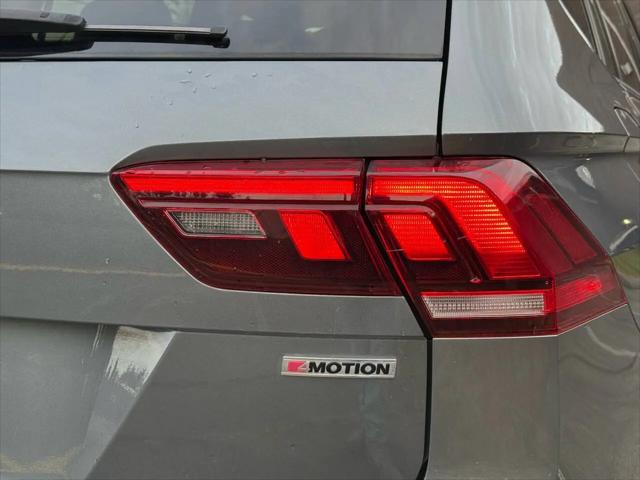 2020 Volkswagen Tiguan 2.0T SE R-Line Black