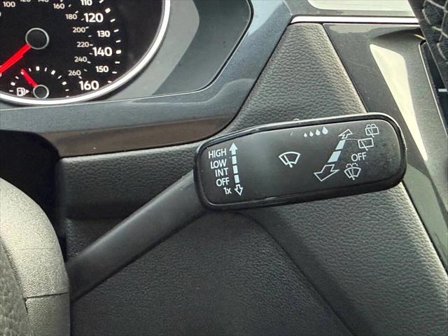 2020 Volkswagen Tiguan 2.0T SE R-Line Black