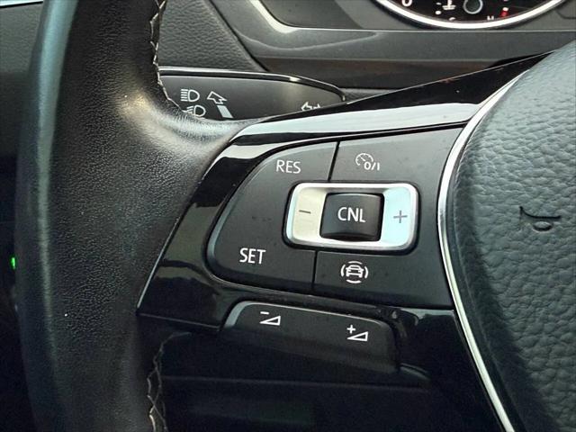 2020 Volkswagen Tiguan 2.0T SE R-Line Black