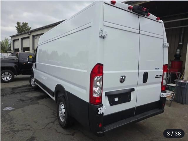 2023 Ram ProMaster Cargo Van High Roof 159 WB EXT