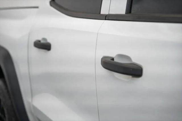 2023 Chevrolet Colorado 4WD Crew Cab Short Box Trail Boss
