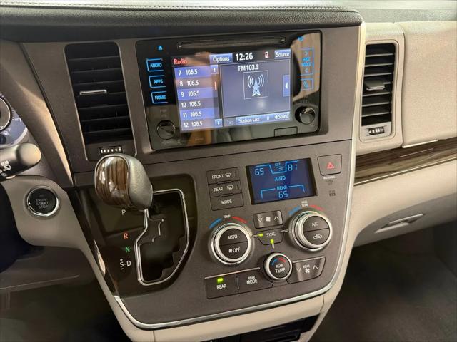 2017 Toyota Sienna XLE Premium 7 Passenger