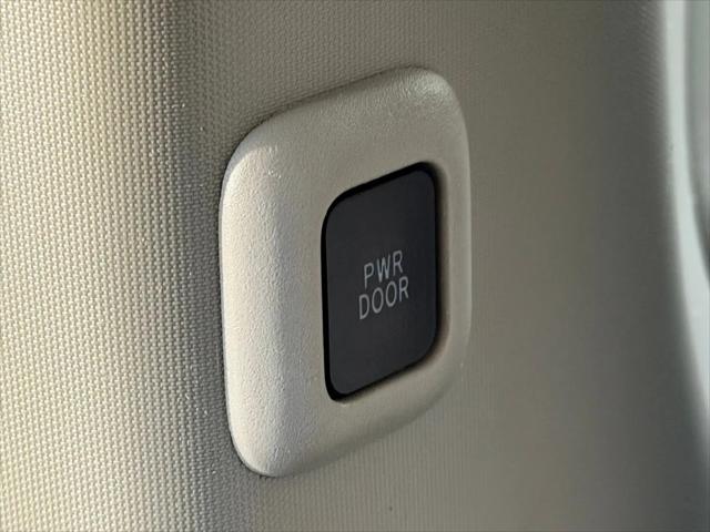 2017 Toyota Sienna XLE Premium 7 Passenger