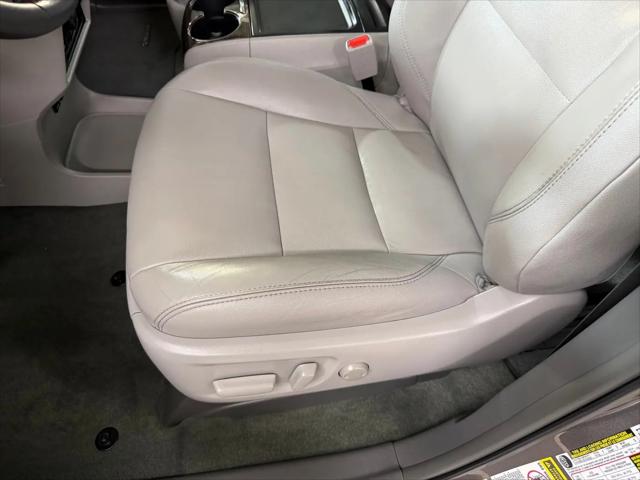 2017 Toyota Sienna XLE Premium 7 Passenger