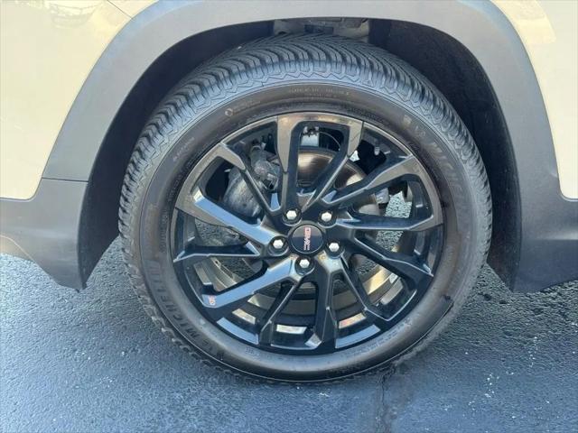2023 GMC Terrain FWD SLT