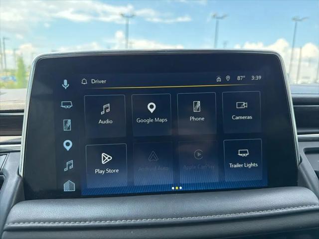 2023 Chevrolet Suburban 2WD LT