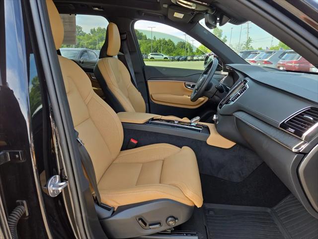 2024 Volvo XC90 B6 Ultimate Bright Theme 7-Seater