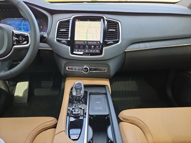 2024 Volvo XC90 B6 Ultimate Bright Theme 7-Seater