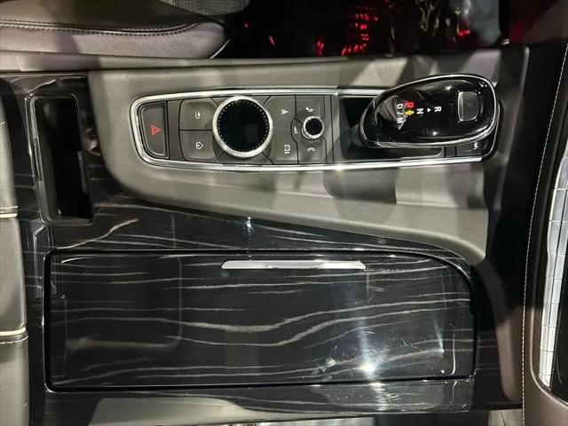 2024 Cadillac Escalade 4WD V-Series
