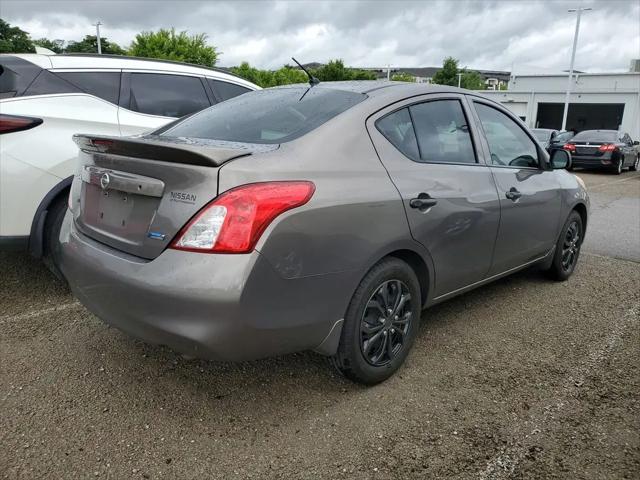 2014 Nissan Versa 1.6 S+