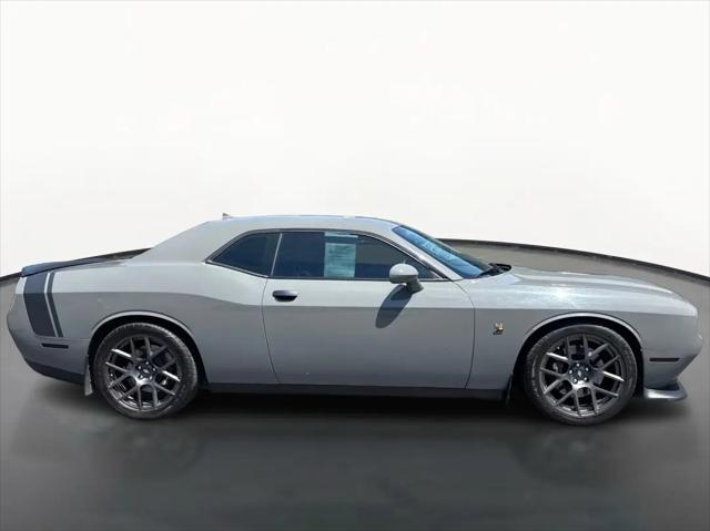 2018 Dodge Challenger 392 Hemi Scat Pack Shaker