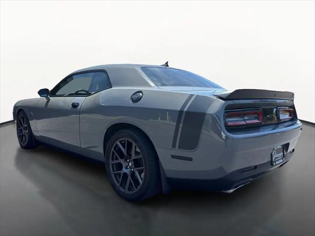 2018 Dodge Challenger 392 Hemi Scat Pack Shaker