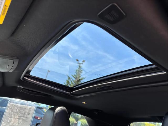 2018 Dodge Challenger 392 Hemi Scat Pack Shaker