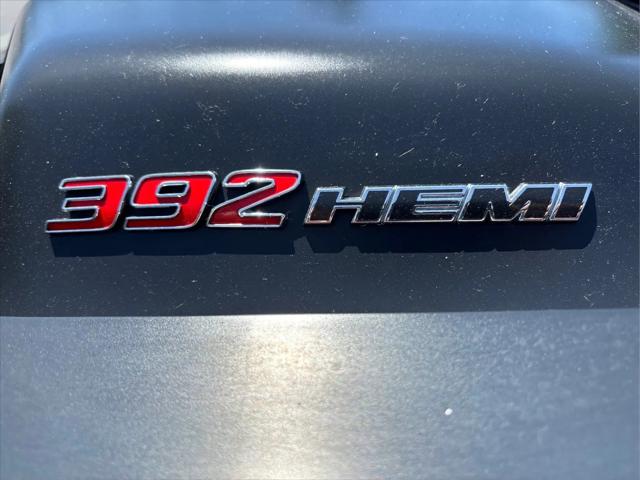2018 Dodge Challenger 392 Hemi Scat Pack Shaker