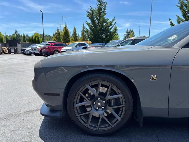 2018 Dodge Challenger 392 Hemi Scat Pack Shaker
