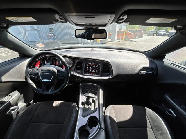 2018 Dodge Challenger 392 Hemi Scat Pack Shaker