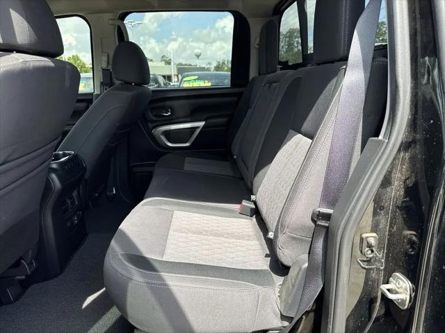 2020 Nissan Titan Crew Cab SV 4x2