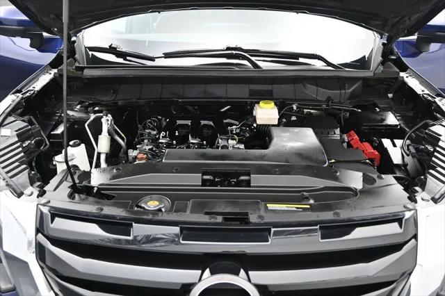 2025 Nissan Pathfinder Platinum FWD