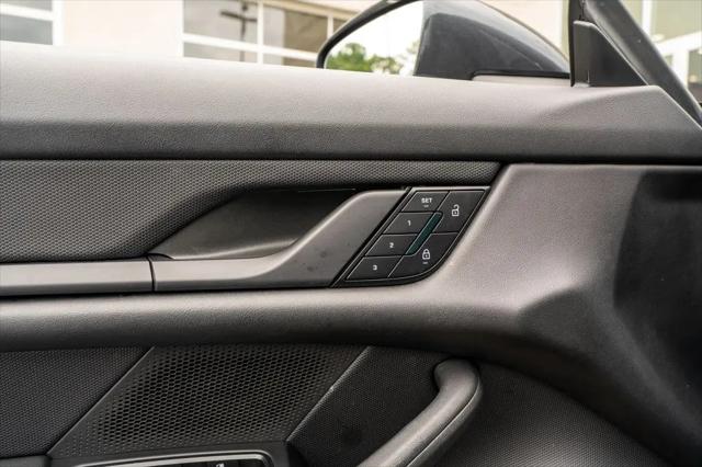 2023 Porsche Taycan Taycan
