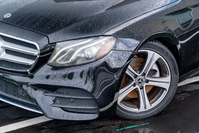 2018 Mercedes-Benz E-CLASS E 300 E 300
