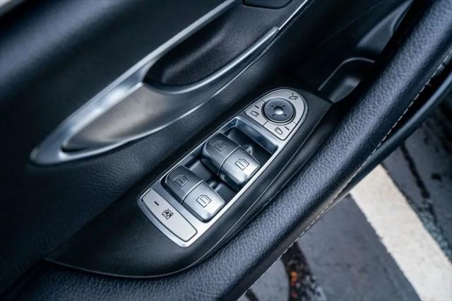 2018 Mercedes-Benz E-CLASS E 300 E 300