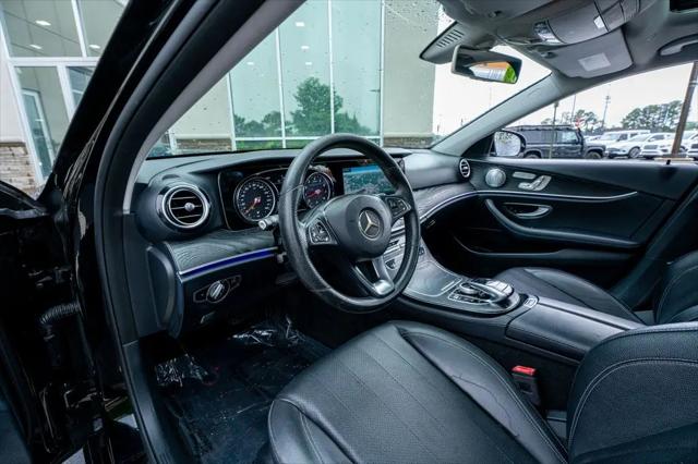 2018 Mercedes-Benz E-CLASS E 300 E 300