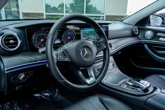 2018 Mercedes-Benz E-CLASS E 300 E 300