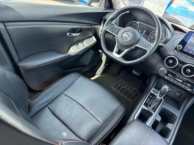 2023 Nissan Sentra SR Xtronic CVT