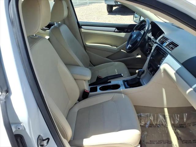 2013 Volkswagen Passat 2.5L SE