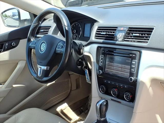 2013 Volkswagen Passat 2.5L SE