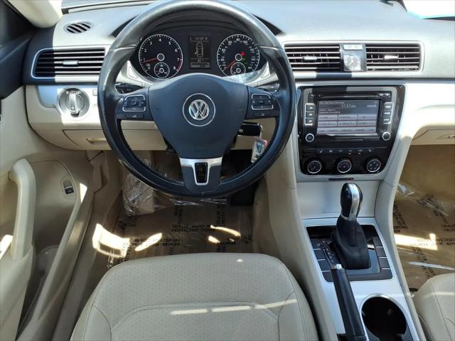 2013 Volkswagen Passat 2.5L SE