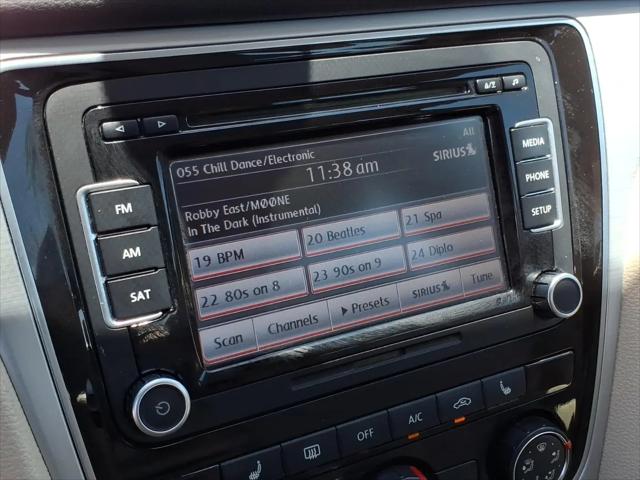 2013 Volkswagen Passat 2.5L SE