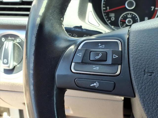 2013 Volkswagen Passat 2.5L SE