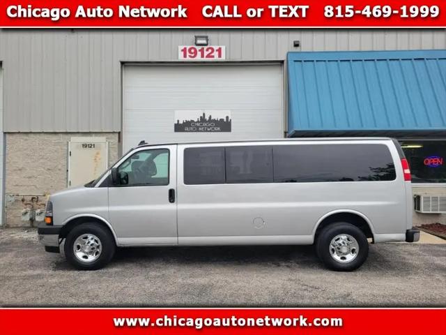 2017 Chevrolet Express LT for sale in Mokena, IL