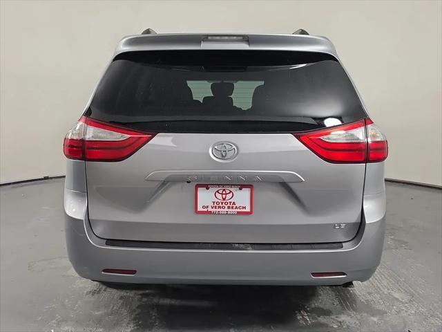 2017 Toyota Sienna LE 8 Passenger