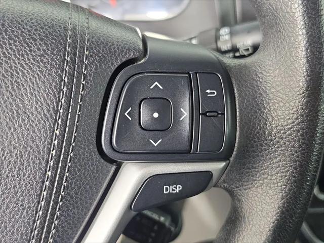 2017 Toyota Sienna LE 8 Passenger