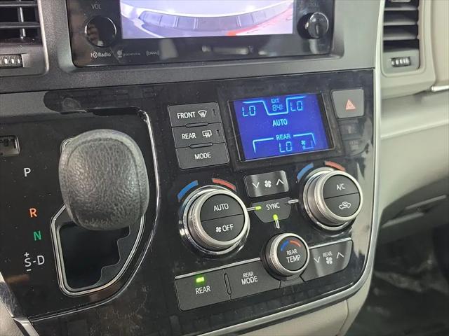 2017 Toyota Sienna LE 8 Passenger