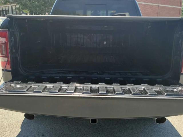 2019 Ram 1500 Laramie Crew Cab 4x4 5'7" Box