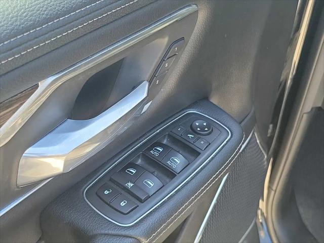 2019 Ram 1500 Laramie Crew Cab 4x4 5'7" Box