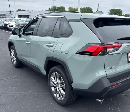 2022 Toyota RAV4 XLE Premium