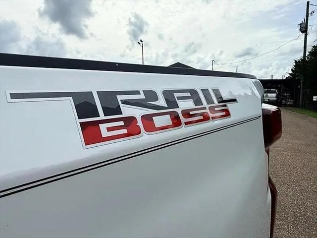 2022 Chevrolet Silverado 1500 4WD Crew Cab Short Bed LT Trail Boss