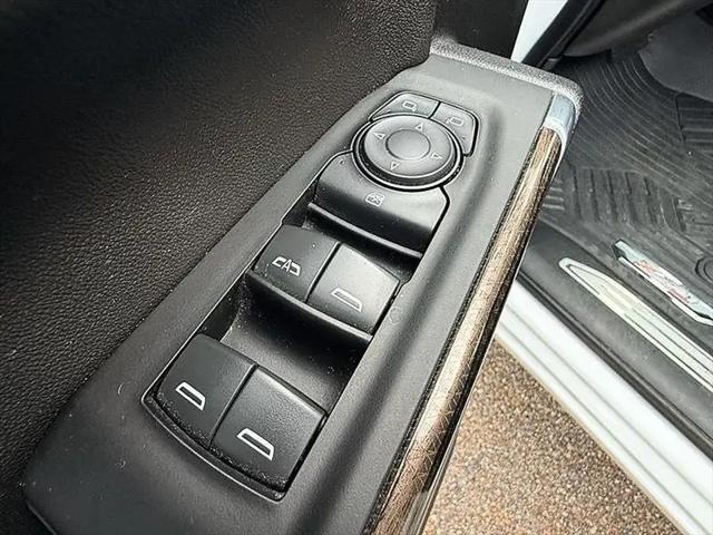 2022 Chevrolet Silverado 1500 4WD Crew Cab Short Bed LT Trail Boss