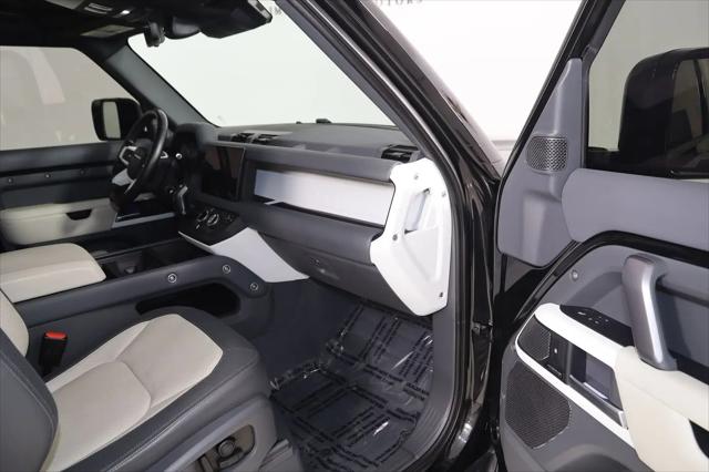 2023 Land Rover Defender 90 X-Dynamic SE