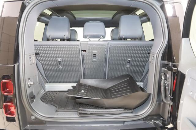 2023 Land Rover Defender 90 X-Dynamic SE