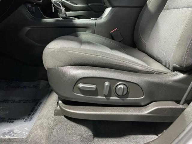 2023 Chevrolet Traverse AWD LT Cloth
