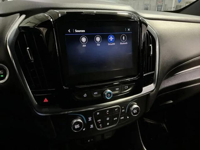 2023 Chevrolet Traverse AWD LT Cloth