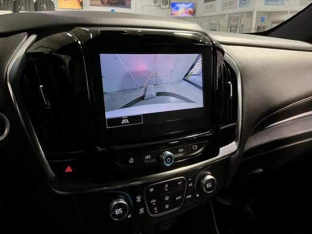 2023 Chevrolet Traverse AWD LT Cloth