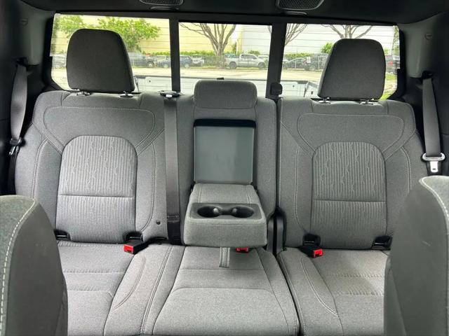 2023 Ram 1500 Big Horn Crew Cab 4x4 5'7" Box