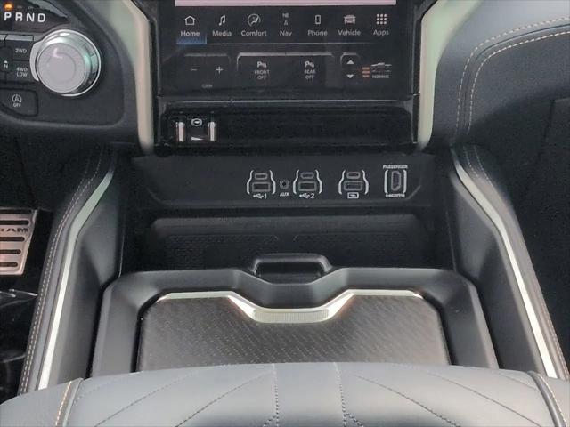 2025 Ram 1500 Tungsten Crew Cab 4x4 5'7" Box