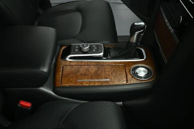 2023 Nissan Armada SL 2WD
